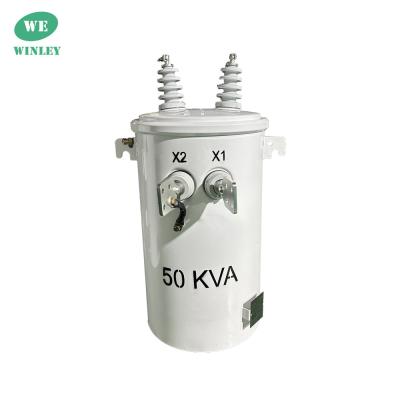 중국 50kva 단일 단계 폴 탑재 변압기 오일 유형 분포 4160V ~ 120/240V CSA ANSI / IEEE 표준 판매용