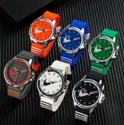 China Other Big Brand Silicone Watch Men's Watch Business Casual Wear Sports Waterproof Watch for sale