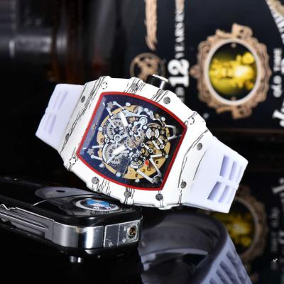 China 2020 New Fashion DIVER Mechanical Watch Cavity With Wood Grain Mens Watch Calendar Mens Watch for sale