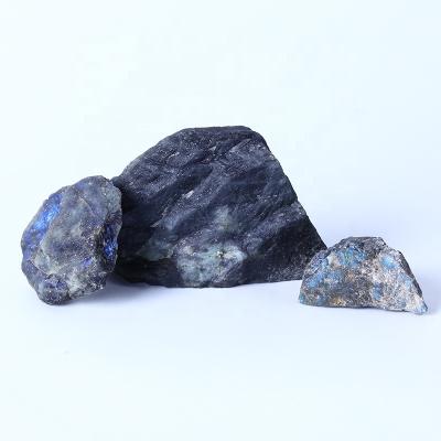 China Natural Rough Crystal Labradorite Rough Stone Labradorite Rough Stone from Europe for sale