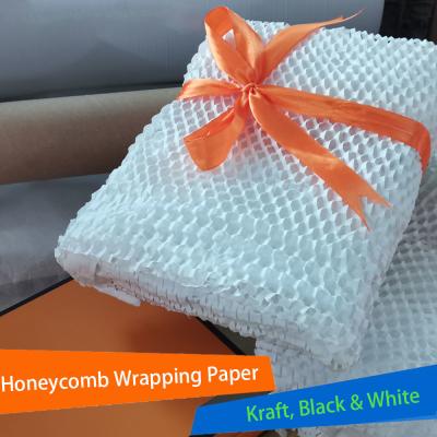 China Freundlicher 50CM*250M Honeycomb Wrapping Paper mechanischer Halbstoff Eco zu verkaufen