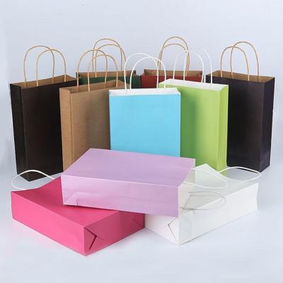 China Sacos de papel inferiores lisos do FSC Kraft para o shopping à venda