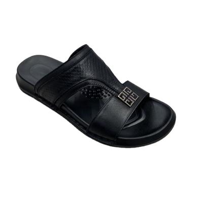 China Fashion Trend Slippers Men Genuine Leather Shoes Two Color Mens Unique Rubber Slippers Made In China for sale