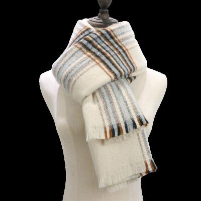 China 2022 Design New Fashion Lady Latest Men Scarf Autumn Winter Fluffy Shawl Poncho Woven Design for sale