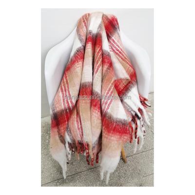 China 2022 new design 100% polyester woven fashion lady latest autumn winter carpet blanket scarf men shawl poncho for sale