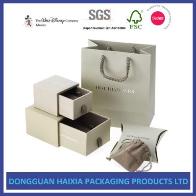 China OEM Custom Designed Kraft Paper Shopping Bags Free Sample With Matching Bag for sale