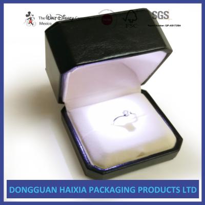 China Recyclable Light Up Engagement Ring Box , Modern Jewelry Box Highly Durable for sale