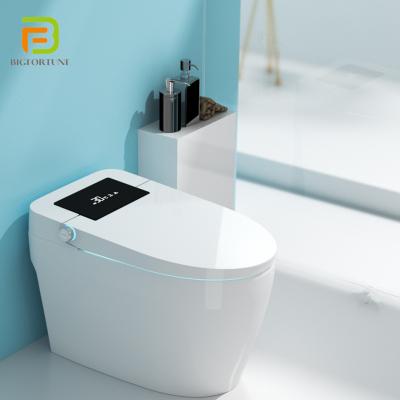 China Auto Operation Modern Sanitary Ware Bathroom Auto Flush Smart Intelligent Toilet for sale