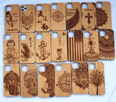 China 2020 Anti-fall Customize Design Real Natural Wood Hand Carved Wooden Cell Phone Case Cover For iPhone 11 Pro Max for sale