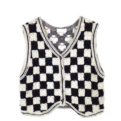 China Breathable Fashion Women Checkerboard Vest Spring Knitted Vest Hollow Sweater Tank Top for sale