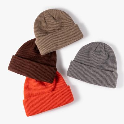 China COMMON Custom White Winter Wool Beanies Mens Knitting Hats For Adults With Private Label Beanie With Embroidery Patch for sale