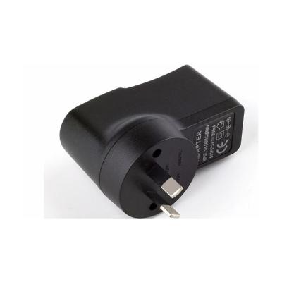 China Good Price 10W Universal Mobile Phone Charger Fast Charging Mobile Phone Charger Head Head for sale