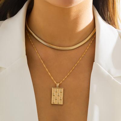 China Nickel Free Lead Free Vintage Double Layer Wide Snake Double Layer Chain Necklace Geometric Square Pendant Necklaces for sale