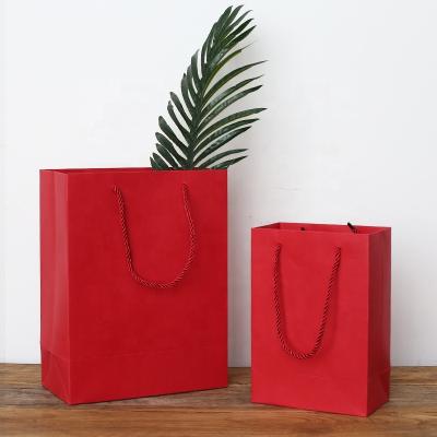 China Recyclable Custom Red Paper Bag Gift Bag for sale