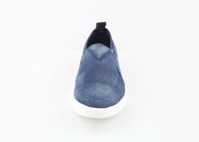 China Calzados informales azules de las zapatillas de deporte de la suela de goma que caminan, resbalón casual para hombre en los zapatos en venta