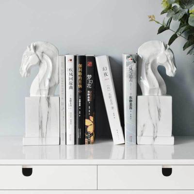 China Nordic Creative Resin Resin Bookends Decorations Desk Accessories Desktop Resin Crafts for sale