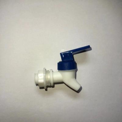 China Plastic Water Tap Metered Faucets for sale