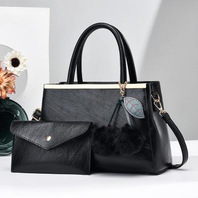 China High Quallity Vintage 2 Pieces Set Tote Bags Large Capacity Bucket Bags With Fur Ball Key Chain Handbags For Women for sale