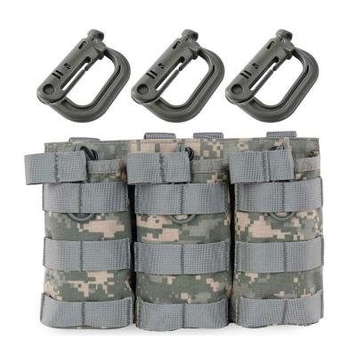 China M4 M16 AR-15Tactical Mag Pouch With M4 M16 AR-15Tactical D-Clip Open Top Locking Magazine Pouch Triple Mount MOLLE High Quality for sale