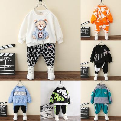 China QUICK DRY children's hoodie set 2023 winter foreign trade fashion cartoon printed two-piece set sweater factory wholesale for sale