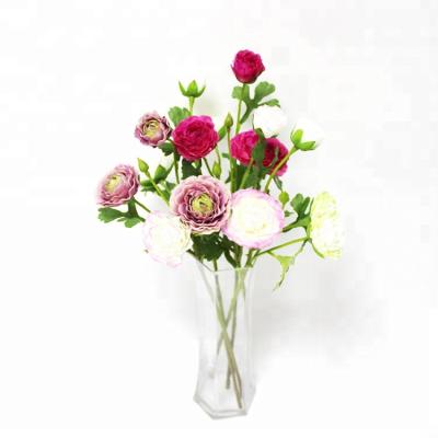 China High Quality Foliage Home and Garden Decoration Silk Flowers Artificial Wedding Ranunculus Plastic Flower for sale