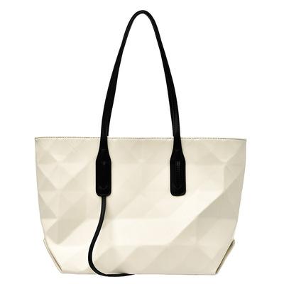 China New high quality large capacity bag female triangle tote bag trend stereoscopic female handbag for sale