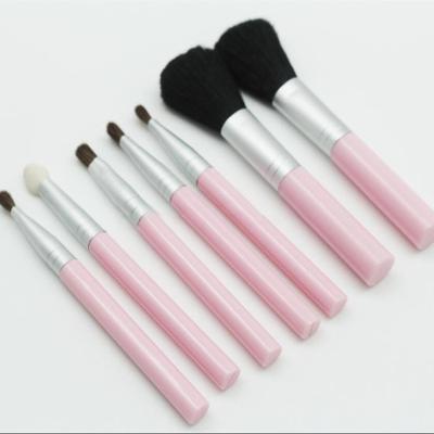 China Best Selling Plastic Pink Spot Brush 2022 Handle Makeup Brushes 7 Pcs Beauty Makeup Sets Cosmetic Tool for sale