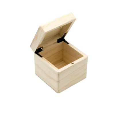 China Europe High Quality Round Wooden Jewelry Box, Beech Wooden Watch Case Wooden Box for sale