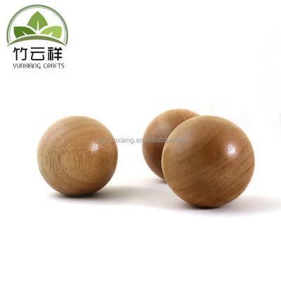 China Europe 70mm ball wooden soild rubber wood ball for decorative for sale