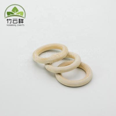 China Large Eco-Friendly Natural Unfinished Wooden Rings Circle Wooden Pendant Connectors For DIY Projects Jewelry Making And Craft for sale