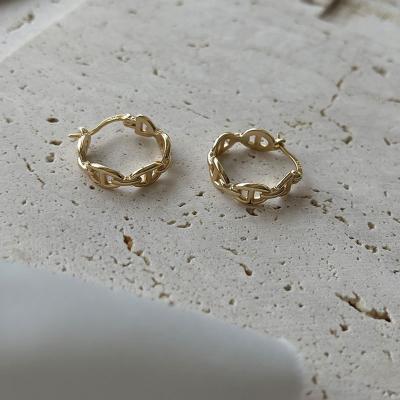 China 2022 CLASSIC Korean personalized pig nose circle earrings gold hollowed out and soft gold plated silver earrings earrings women new for sale