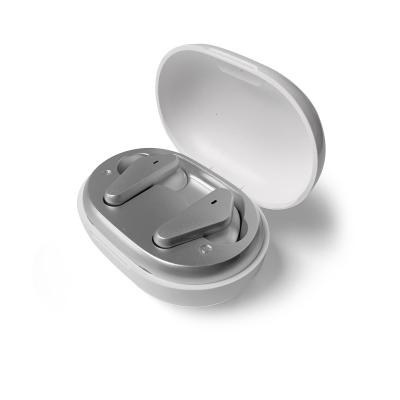 中国 マイクロフォンのステレオのイヤホーンとの人間の特徴をもつTWS Airpods 販売のため