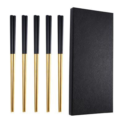 China Traditional Metal Chopsticks 23cm 304 Stainless Steel Chopsticks 5 Pairs In Different Colors for sale