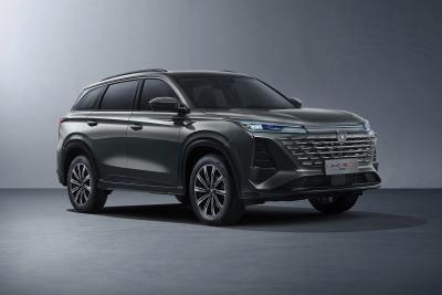 中国 ガソリン燃料型 チャンガン CS75 Plus 黒色SUV 5人座席容量 販売のため