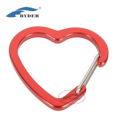 China Camping Red Heart Shape Aluminum Metal Carabiner for sale