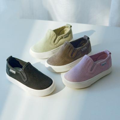 China Newest Kids Canvas Shoes Baby Anti-slippery Sneakers Slip On Shoes Children Kids Casual Shoes With Hook And Loop for sale