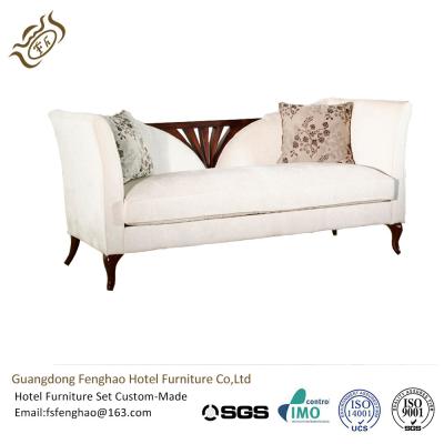 China Classical Wood Beige Fabric Hotel Room Sofa Natural Timber Wood for sale