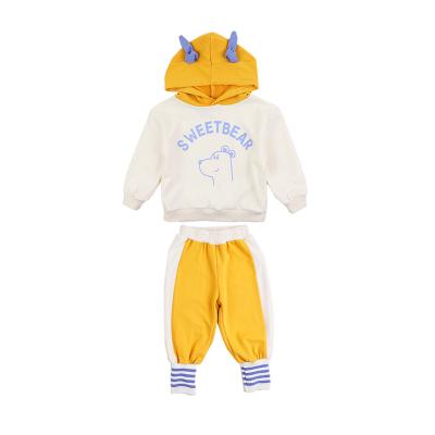 China Breathble Comfortable Wholesale Custom Printed Bear Suit Fashionable Soft Children's Sports Suit Kids Tracksuit for sale