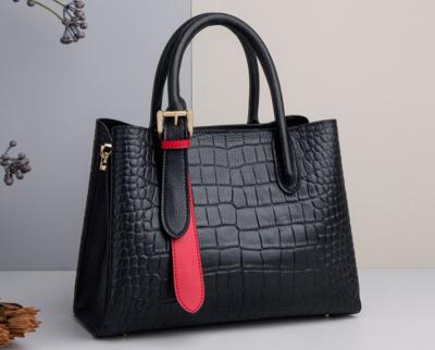 China Ladies Handbags Daily Use PU Leather Designer Bags For Women for sale