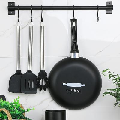 China Sustainable High Quality Outdoor Frying Pan Non Stick Aluminum Big Pan for sale