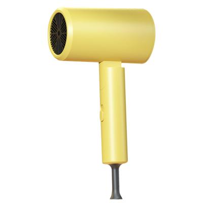 China High Efficiency Essence Oil Nozzle Foldable Travel Size Blow Dryer Hot Air for sale