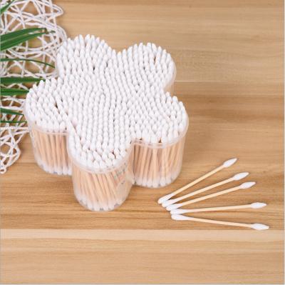 China Eco-friendly Cotton Buds Bamboo Cotton Swab In Box for sale