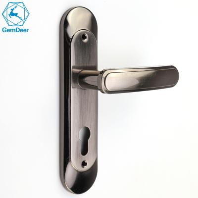 China Plastic Medium Size Door Latch Plastic Handle On Iron Plate Door Handle Lock Door Handle Lock Set for sale