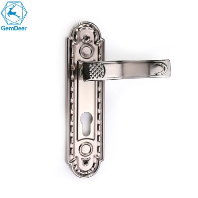 China Custom DESIGN cheap price FLOWER plate iron door handle MEDIUM SIZE iron door handle for sale