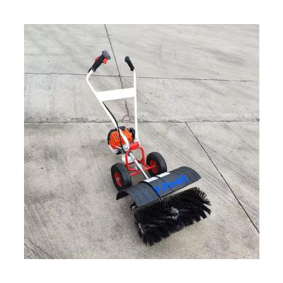 China Hotels Factory direct sales suitable for golf course artificial turf sweeper lawn cleaning brush machine for sale