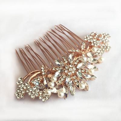 China Bridesmaid Hair Jewelry Rose Gold Wedding Hair Accessories Crystal Pearl Bridal Hair Comb Vintage for sale