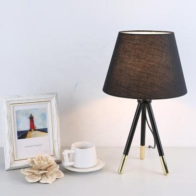 China Decoration Factory Direct Sales Customization Lamp Table Light Modern Nordic Led Cordless Table Lamp for sale