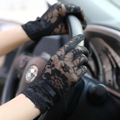 China Wholesale Sun Resistant Protection Autumn Summer Abrasion Spring Protection Women UV Touch Screen Gloves For Ladies Workout Non-slip Lace Gloves for sale