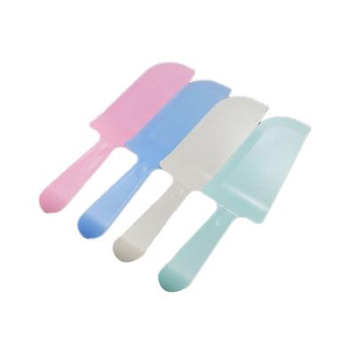 China Viable Birthday Cake Cutter Knife For Birthday Plastic Baking Tools Plastic Cake Knife for sale