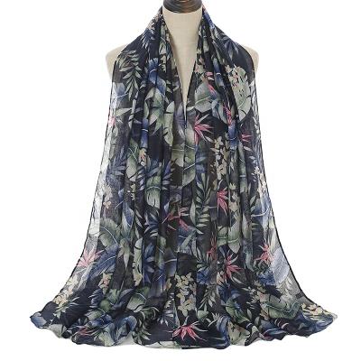 China 2021 New Arrival Floral Printed Cotton Voile Dress.scarf Shawls Fashion Women Hijabs Big Size Scarves for sale